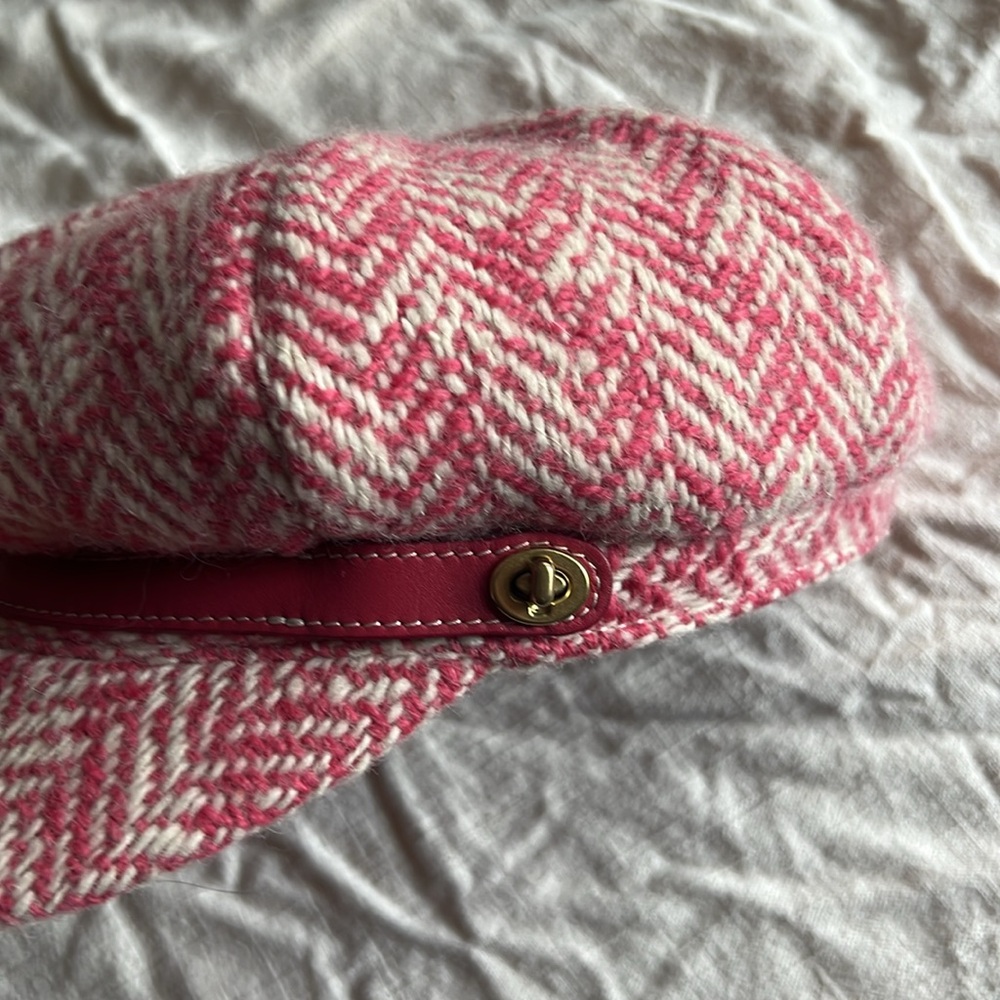 Cute Coach Set Black and Hot Pink Quilted Jacket XL and Tweed Cap M/L - Picture 16 of 16